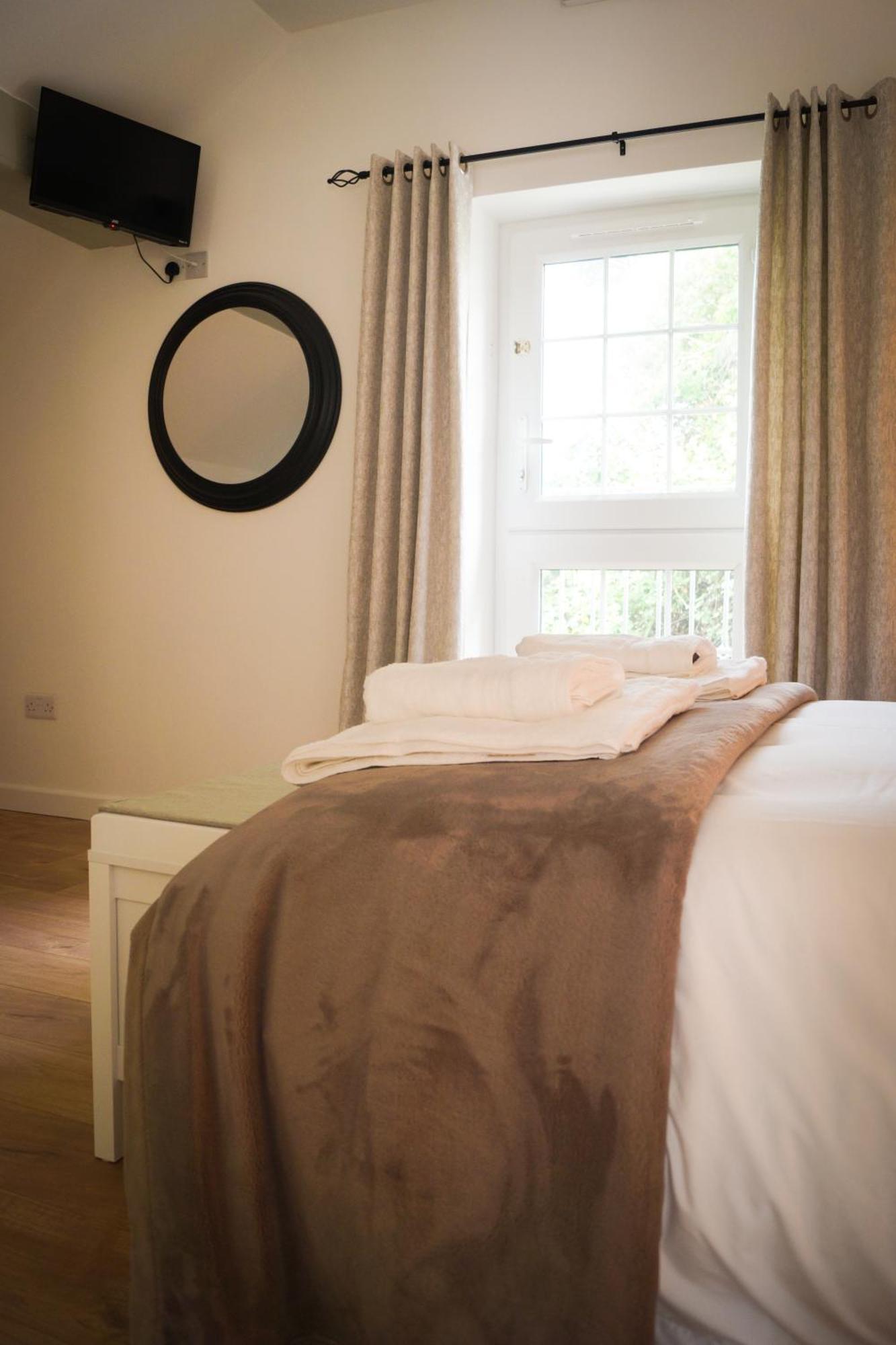 Lemon Tree Rooms - Newly Refurbished Coastal Stay Swyre Экстерьер фото