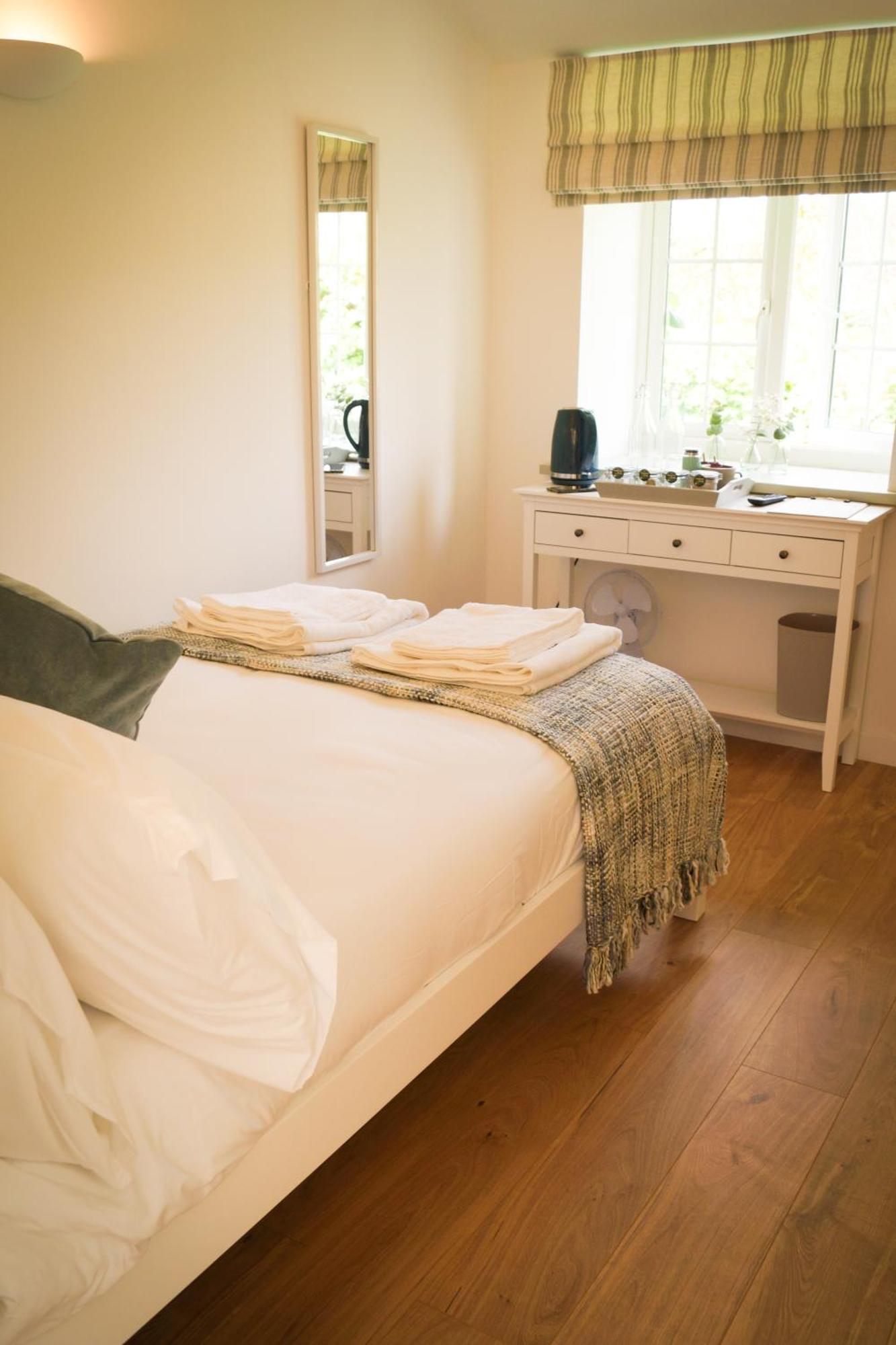 Lemon Tree Rooms - Newly Refurbished Coastal Stay Swyre Экстерьер фото
