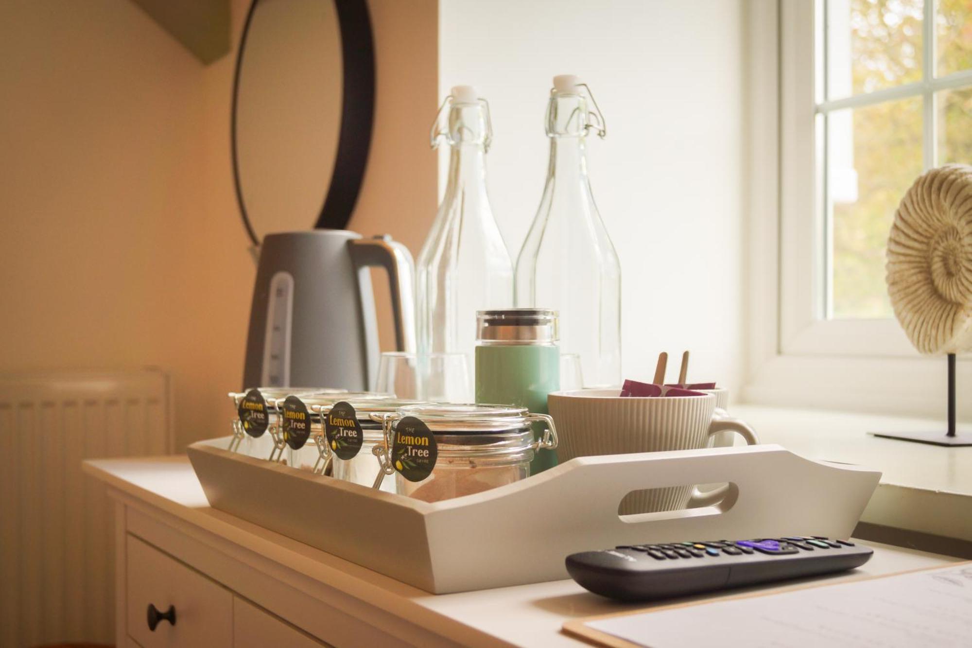 Lemon Tree Rooms - Newly Refurbished Coastal Stay Swyre Экстерьер фото