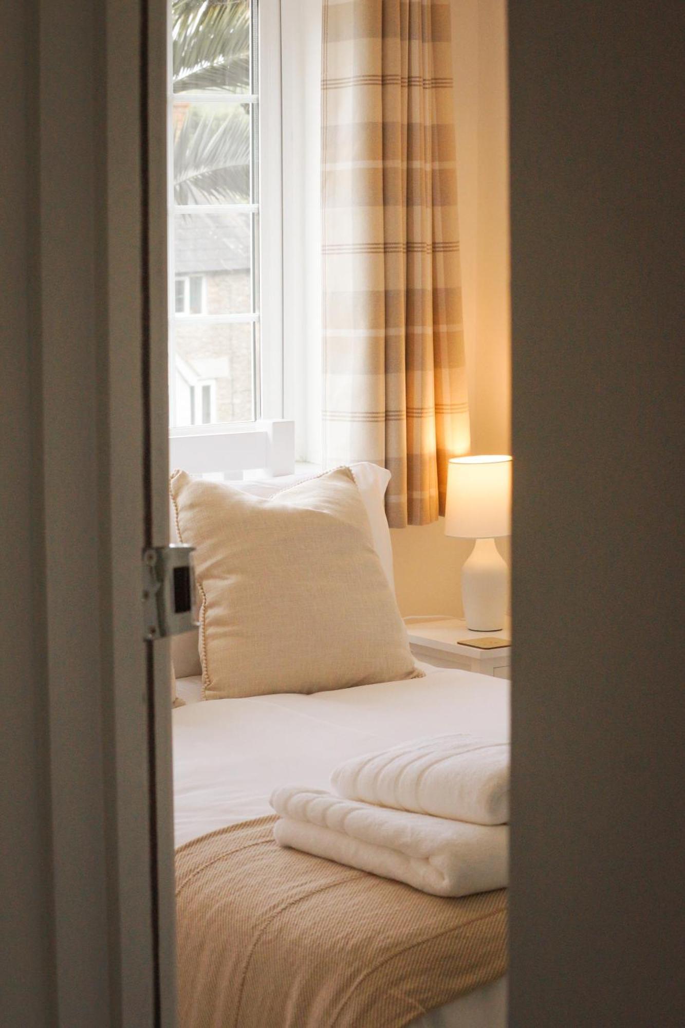 Lemon Tree Rooms - Newly Refurbished Coastal Stay Swyre Экстерьер фото