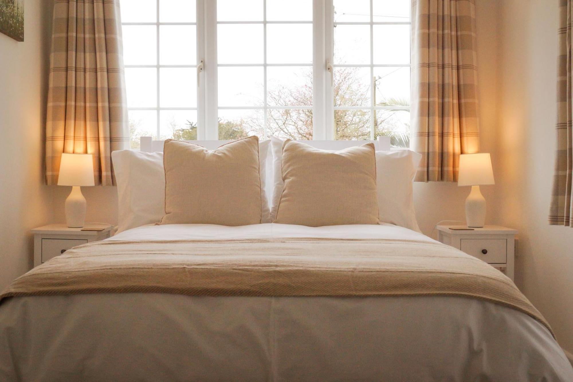 Lemon Tree Rooms - Newly Refurbished Coastal Stay Swyre Экстерьер фото