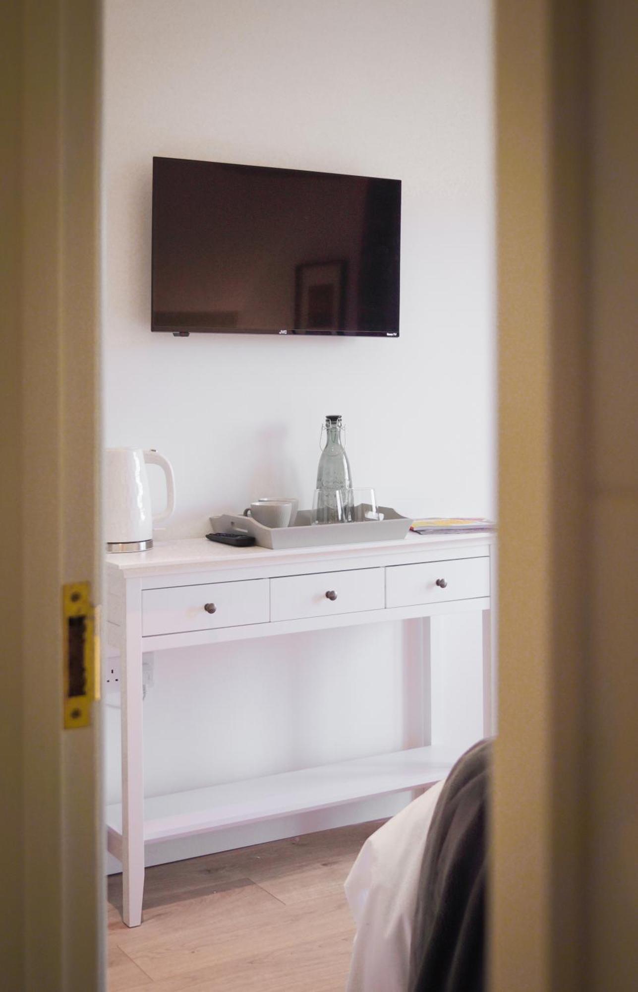 Lemon Tree Rooms - Newly Refurbished Coastal Stay Swyre Экстерьер фото